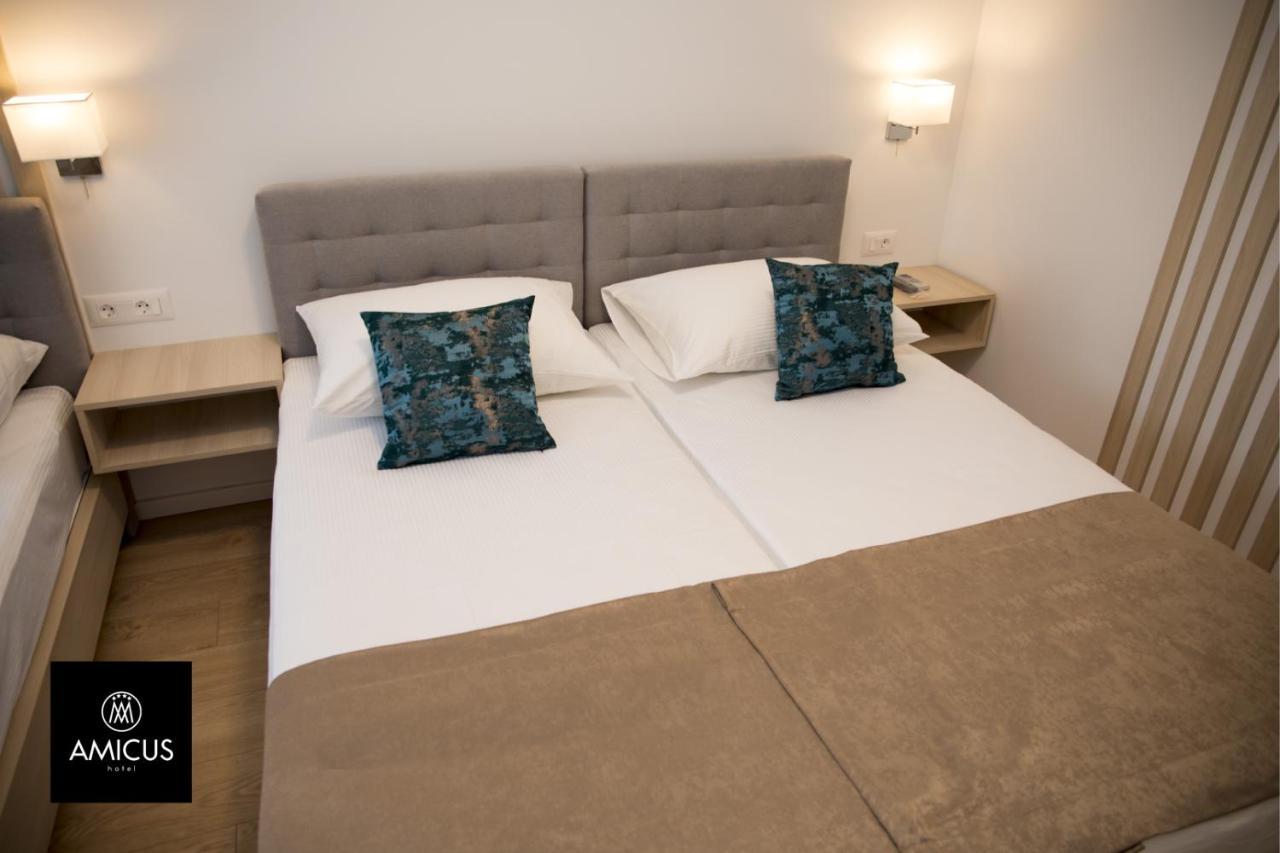 מוסטר Hotel Amicus מראה חיצוני תמונה
