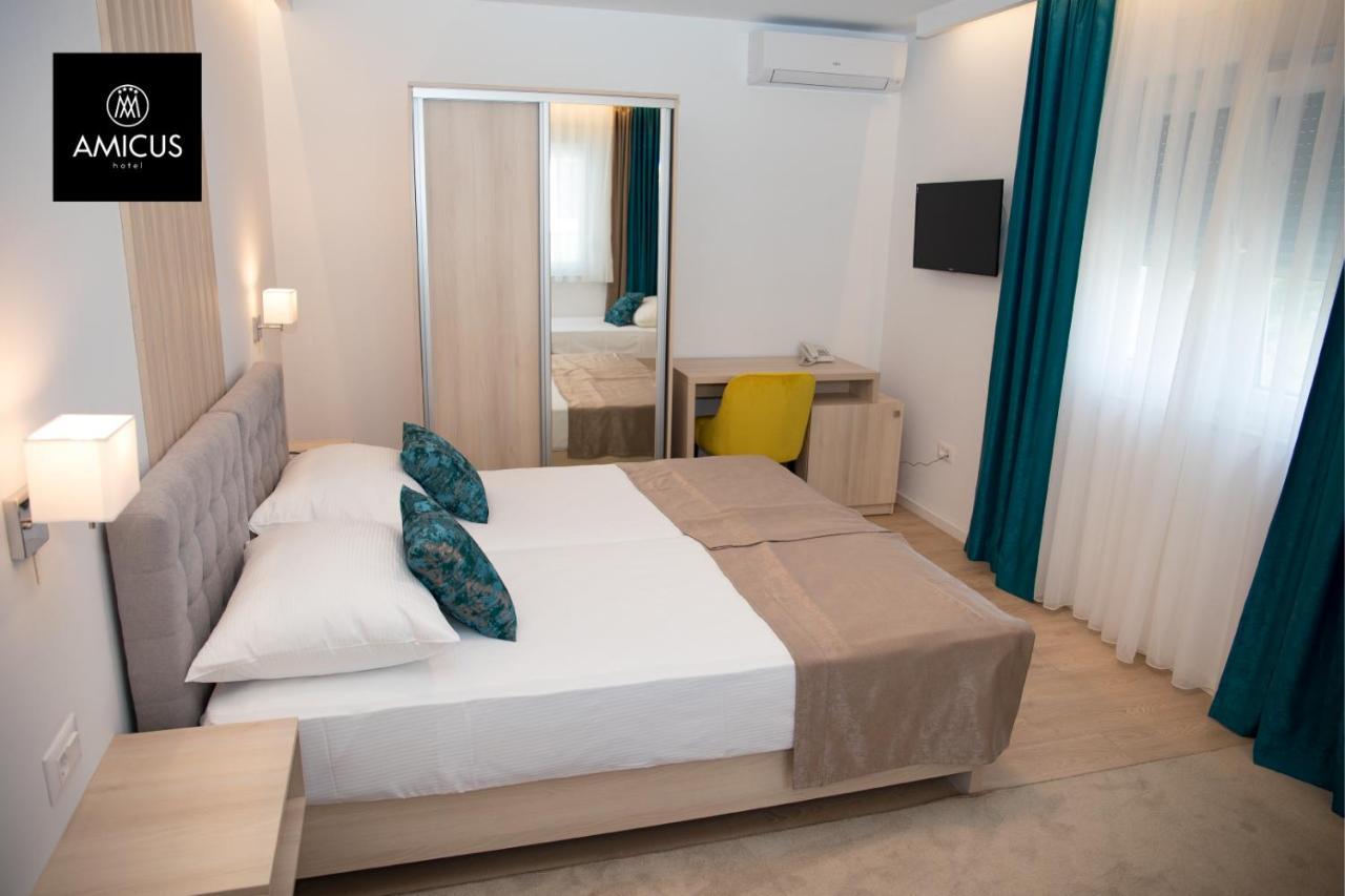 מוסטר Hotel Amicus מראה חיצוני תמונה