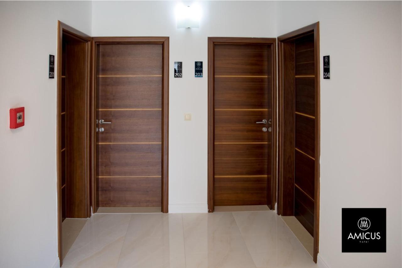 מוסטר Hotel Amicus מראה חיצוני תמונה