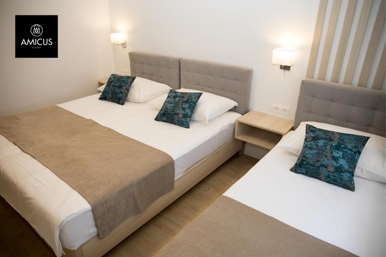 מוסטר Hotel Amicus מראה חיצוני תמונה