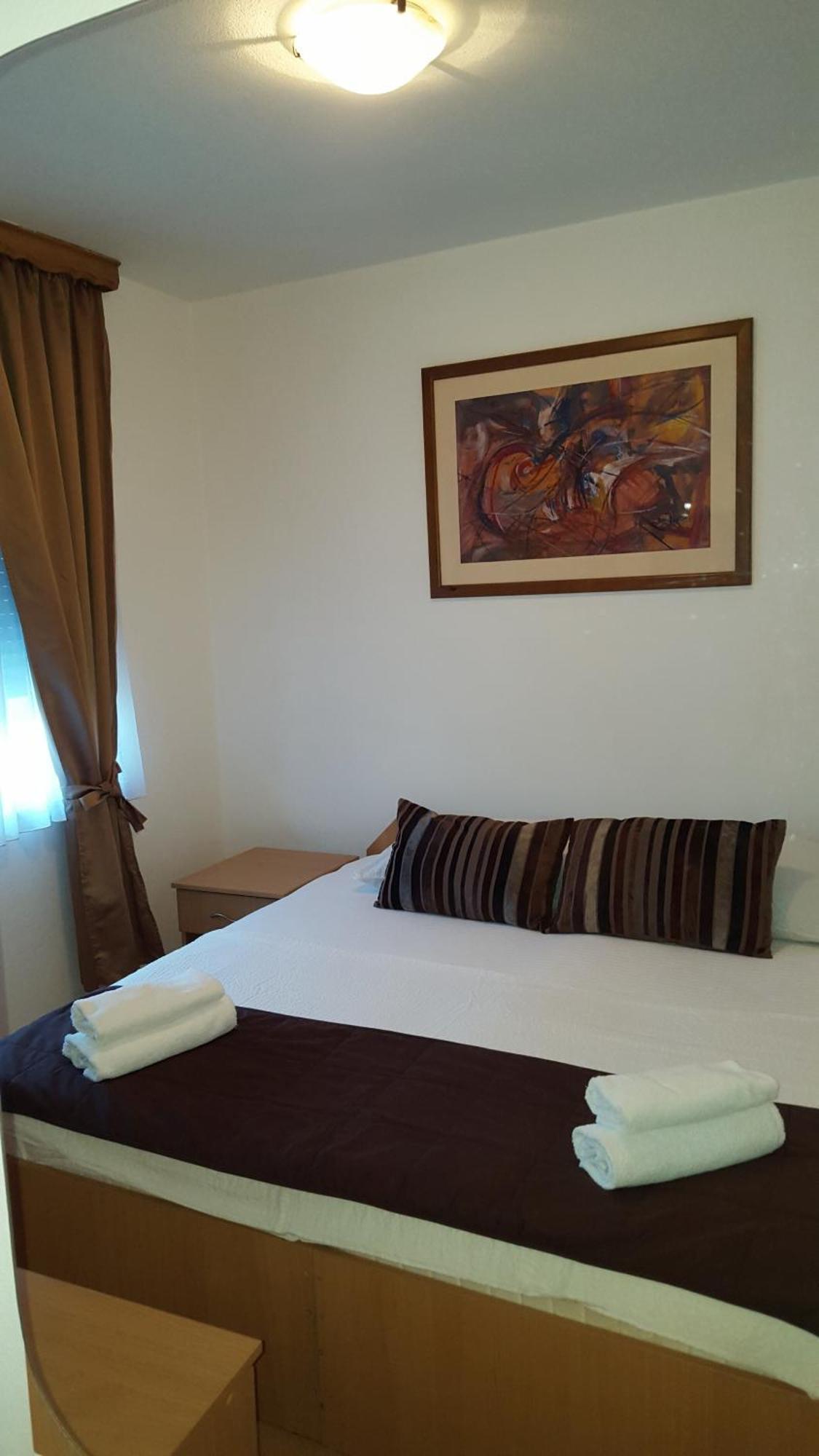 מוסטר Hotel Amicus חדר תמונה